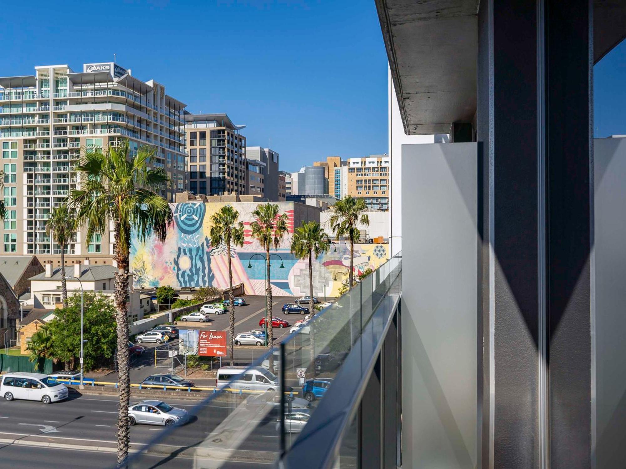 Adelaide Rockford Hotel Bagian luar foto