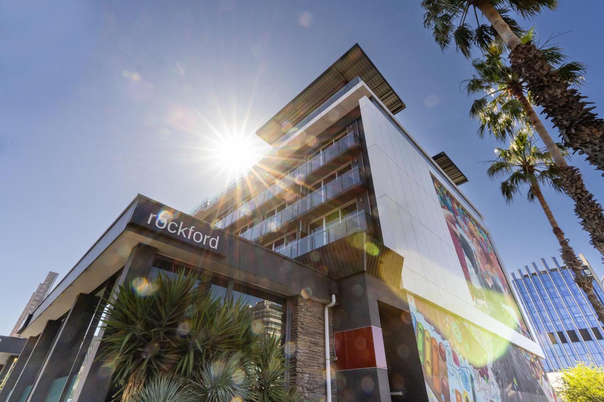 Adelaide Rockford Hotel Bagian luar foto