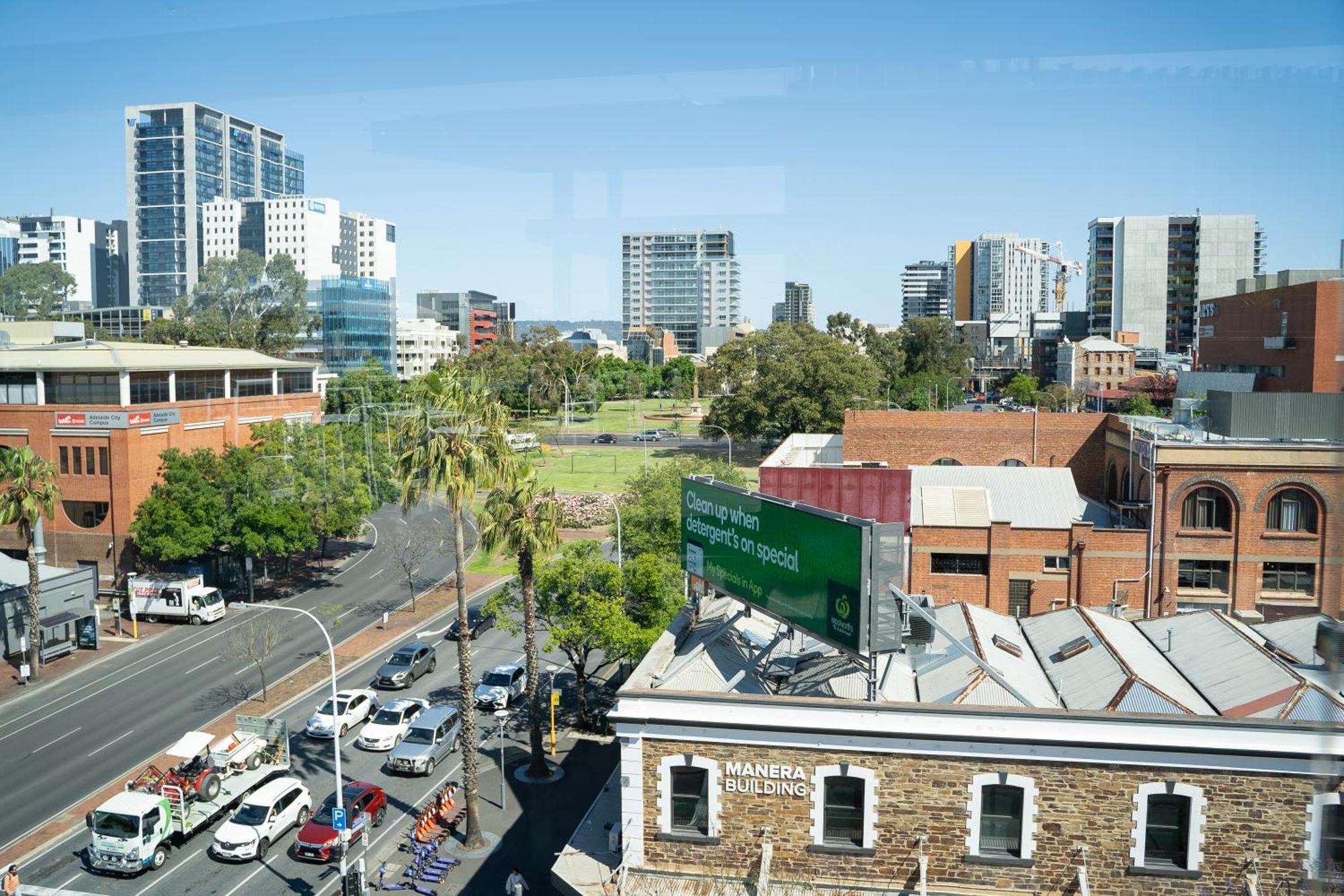 Adelaide Rockford Hotel Bagian luar foto